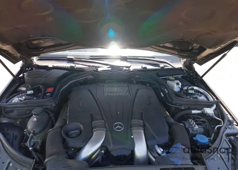 2015 Mercedes-Benz E 550 из США, поврежденный, VIN WDDKK7DF9FF296531